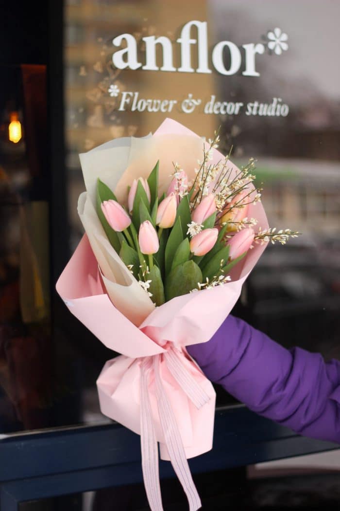 Букет свежих тюльпанов купить в Бресте